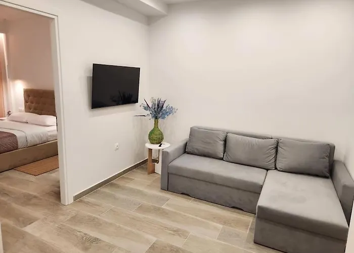 Nice Apartment Near Flisvos Vipgreece